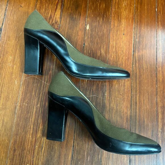 Salvatore Ferragamo Two-Tone Wavy Block Heels - Picture 3 of 6